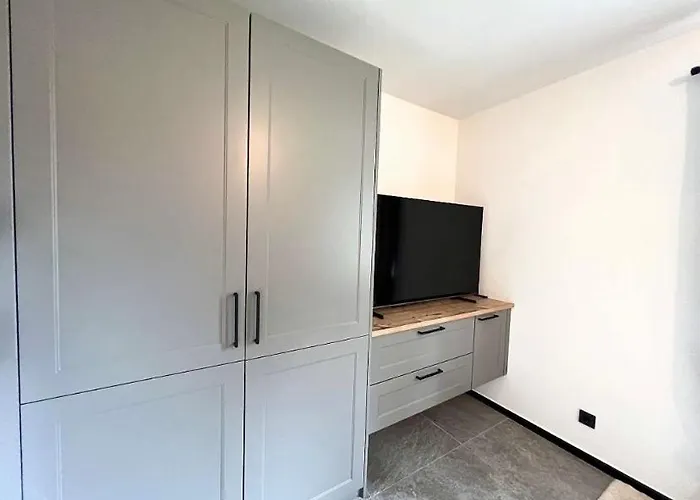 Hirscherl - Mountain Design